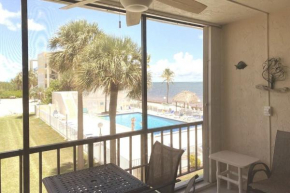 Pineapple Retreat, Serene Ocean View Escape #12
